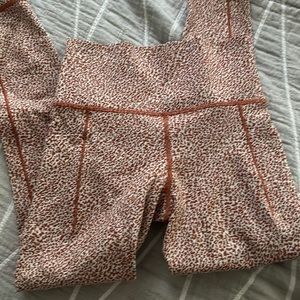 Cheetah print athleta leggings